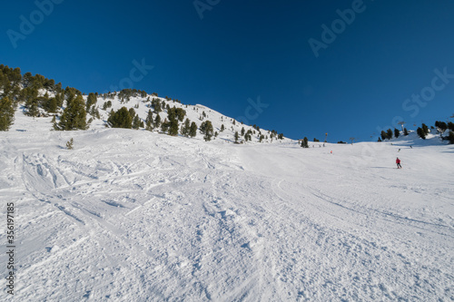 Ski slope on mountain Acherkogel in Oetztal © N.B.photo