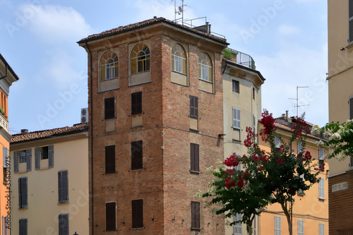 piacenza e case colorate in italia, colorful buildings in piacenza city in italy