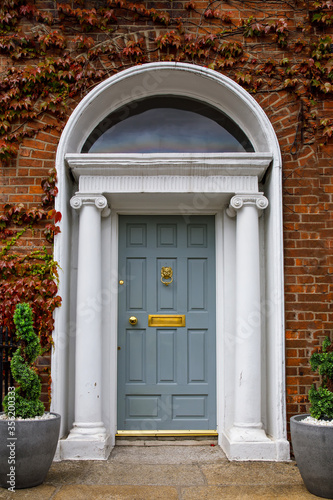 Obraz na płótnie Colorful georgian doors in Dublin, Ireland