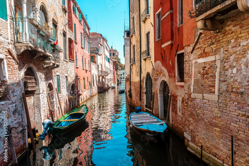 Venice Canal, coloured houses