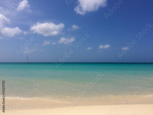 Fototapeta Naklejka Na Ścianę i Meble -  Aruba is an island, constituent country of the Kingdom of the Netherlands in the southern Caribbean Sea, The official languages are Dutch and Papiamento.
tourism or related activities are very common 