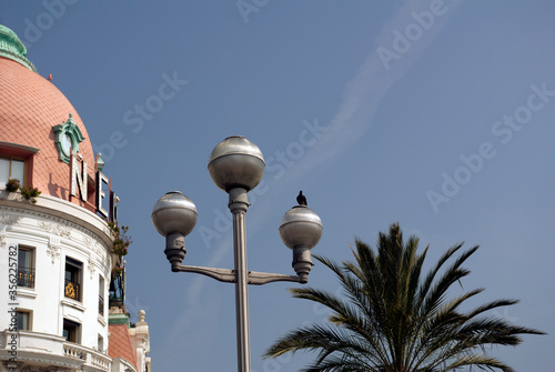LAMPADAIRE DE VILLE