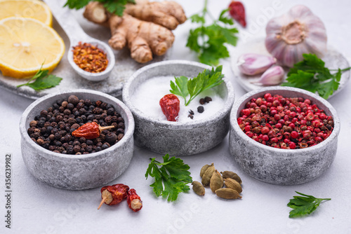 Fototapeta Naklejka Na Ścianę i Meble -  Different Asian spices in small bowls