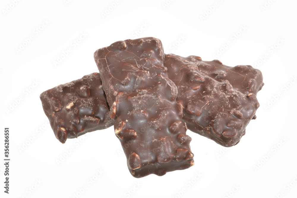 chocolate chip cookie isolated on white background chocolate chip cookie isolated on white background