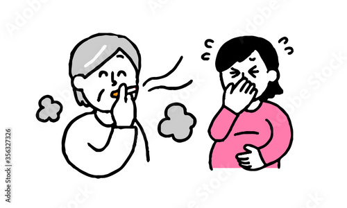 タバコを吸うシニア女性と嫌がる妊婦（シンプル）