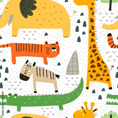Seamless pattern with cartoon animals. colorful vector for kids. hand drawing, flat style. baby design for fabric, print, textile, wrapper