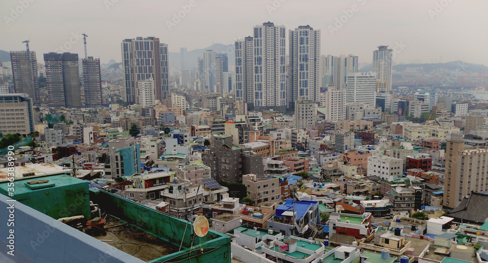Fototapeta premium busan korea slum city view skyscrapers