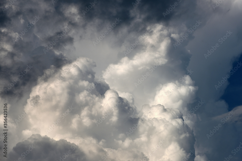 Obraz premium Dramatic clouds.