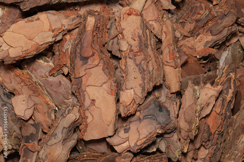 Dry pine bark for planting orchids