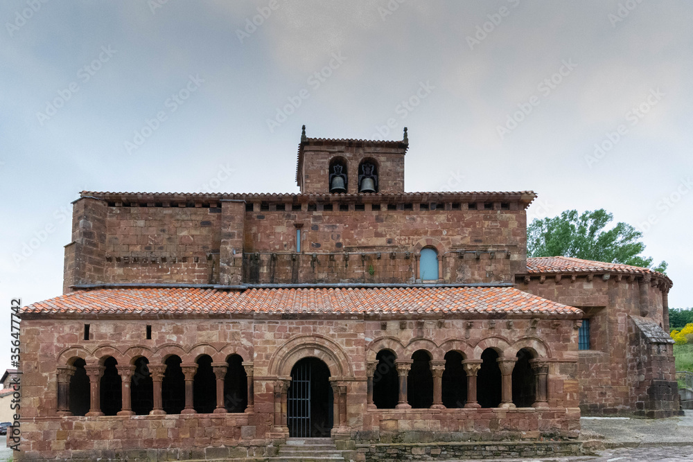 Romanesque church of San Esteban Protomártir (arcaded gallery from the 12th century). Pineda de la Sierra, Burgos, Castilla y Leon, Spain.