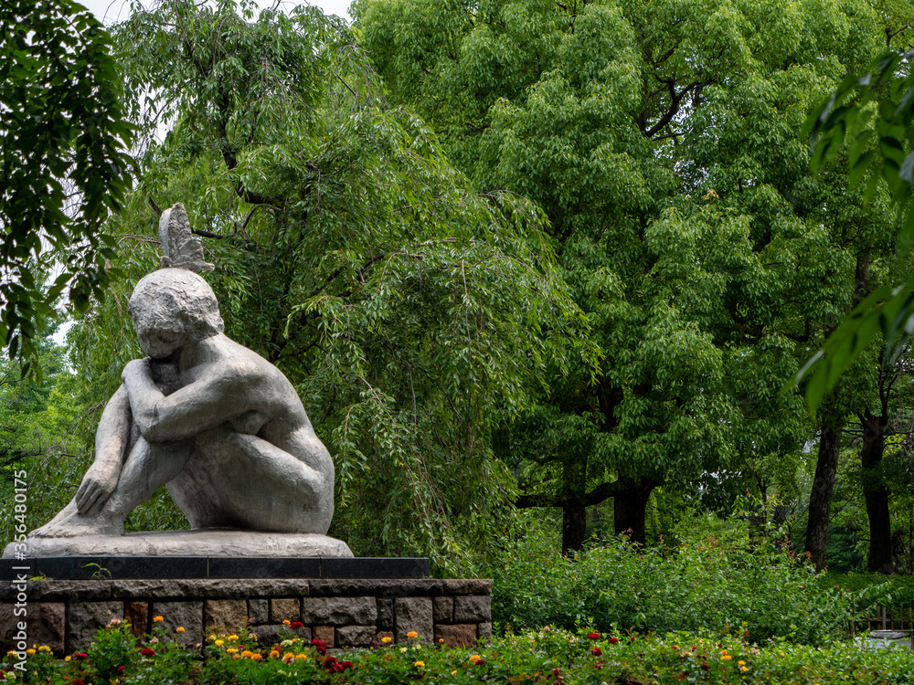 statue in the park