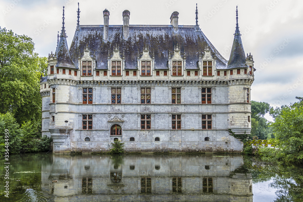 Chateau of Azay-le-Rideau was built from 1515 to 1527 - one of earliest French Renaissance chateaux. Island in Indre River, its foundations rise straight out of water.