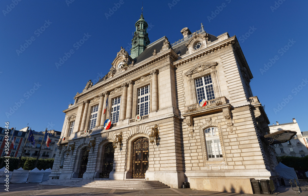 Fototapeta premium The beautiful City hall of Levallois-Perret, France.