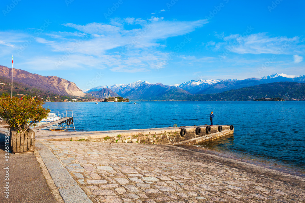 Obraz premium Stresa town, Lago Maggiore Lake