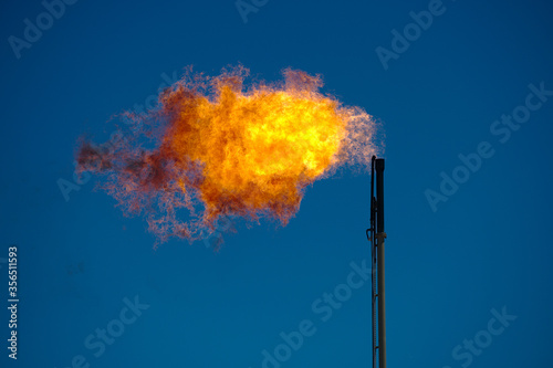 Fotografia, Obraz Gas flare in the west Texas oilfield