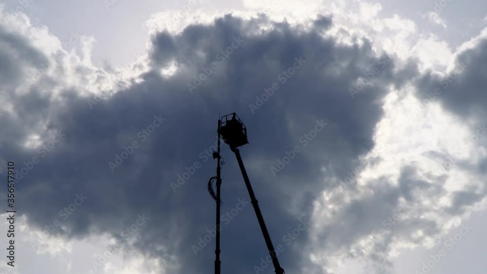 Installing 5g cellular communication equipment on the tower
Installing 5g cellular communication equipment on the tower