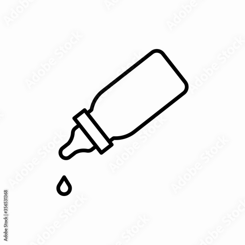 Outline baby bottle icon.Baby bottle vector illustration. Symbol for web and mobile