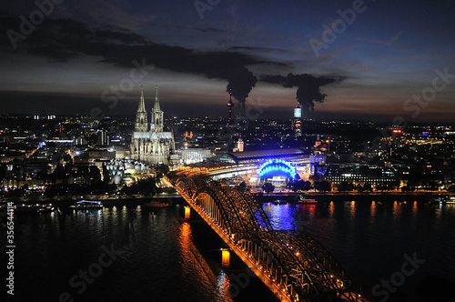 night view of Kohn