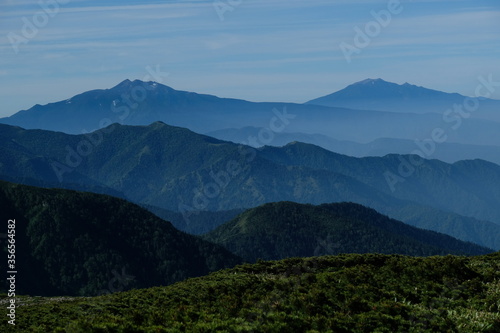 北アルプスの絶景トレイル。日本の雄大な自然。百名山、御嶽山,乗鞍岳。Amazing trekking area in Japanese North Alps. Mt.Ontakesan, Mt.Norikuradake