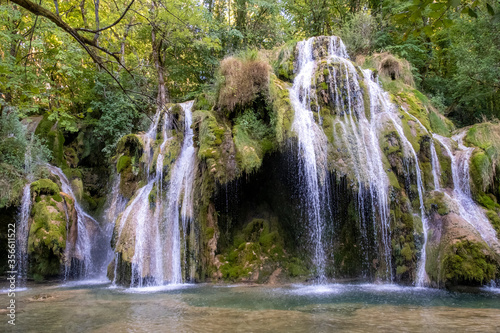 Cascade des tufs