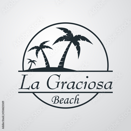 Símbolo destino de vacaciones. Icono plano texto La Graciosa Beach en círculo con playa y palmeras en fondo gris