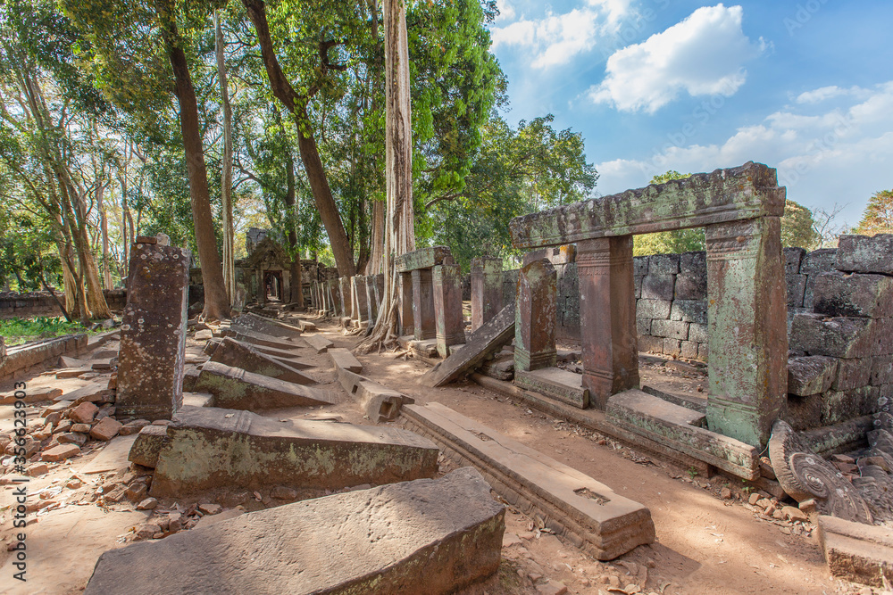 Fototapeta premium Beng Mealea Temple is a temple in the Angkor Wat style located east of the main group of temples at Angkor, Siem Reap, Cambodia.