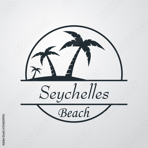 S  mbolo destino de vacaciones. Icono plano texto Seychelles Beach en c  rculo con playa y palmeras en fondo gris