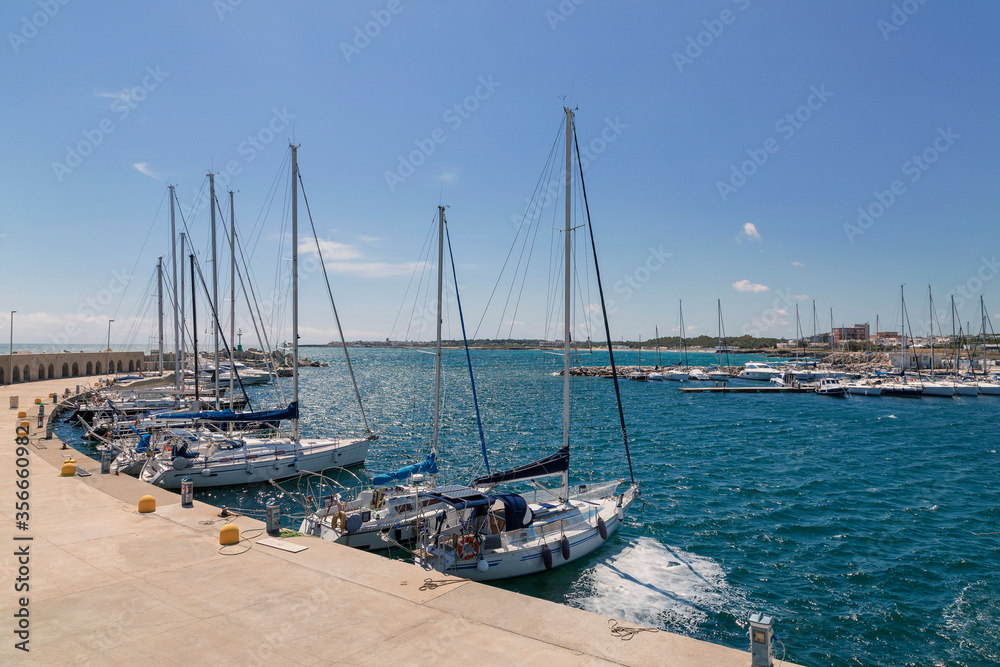 Barche nel porto di San Foca - Salento