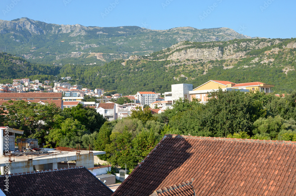 Fototapeta premium City in a mountain hollow