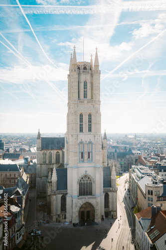 Obraz na płótnie Sint-Baafskathedraal church in Ghent, Belgium w salonie
