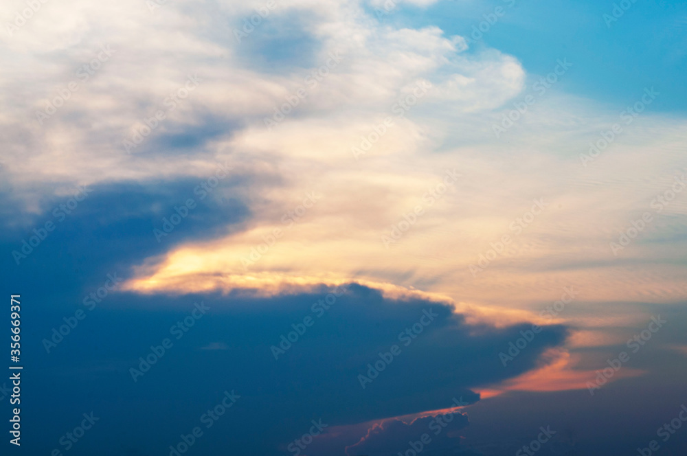 Blue sky and evening cloud background material Blue sky and evening cloud background material