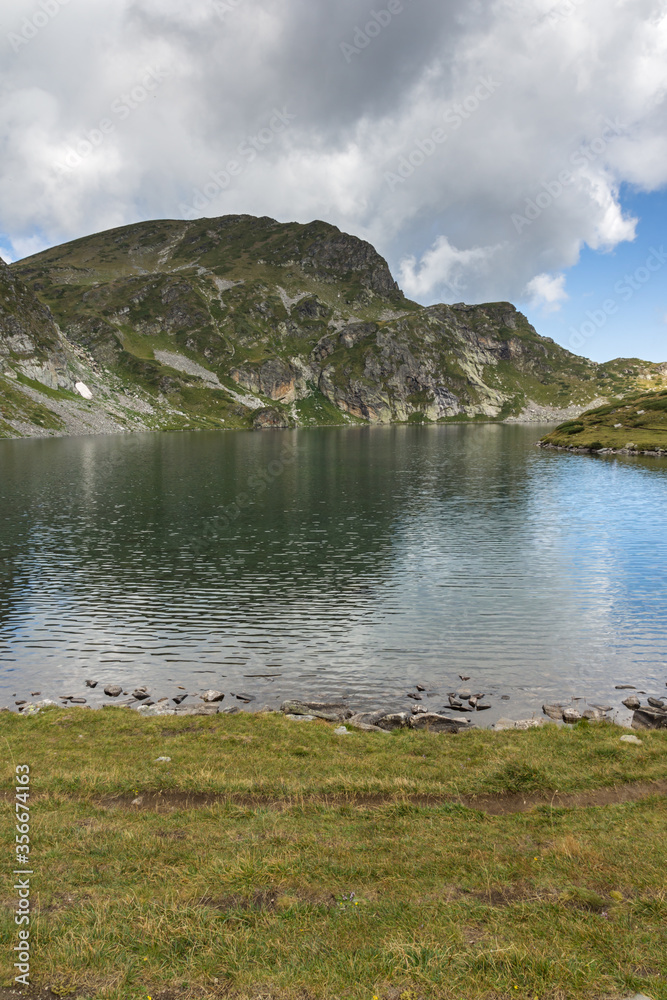 Fototapeta premium The Kidney Lake, Rila Mountain, The Seven Rila Lakes, Bulgaria