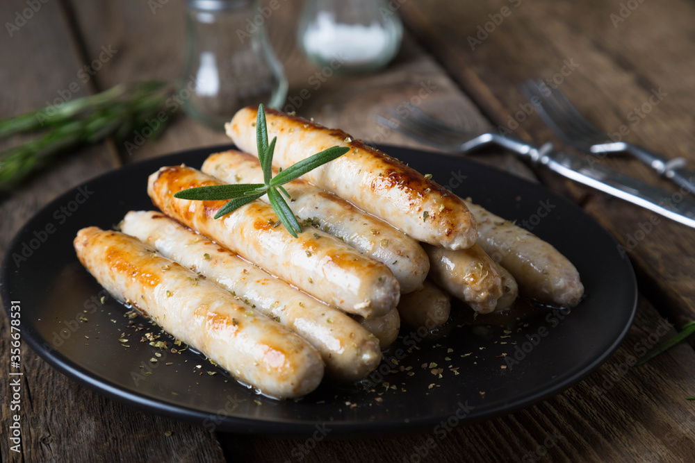 Grilled turkey sausages with rosemary Grilled turkey sausages with rosemary