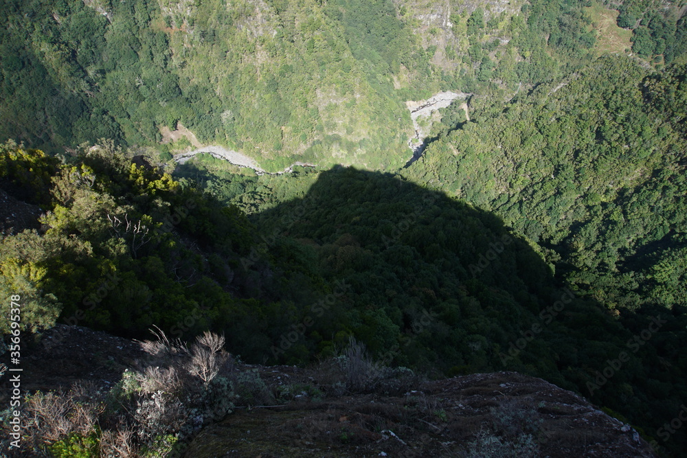 Views over the valley of the Ribeira da Metade