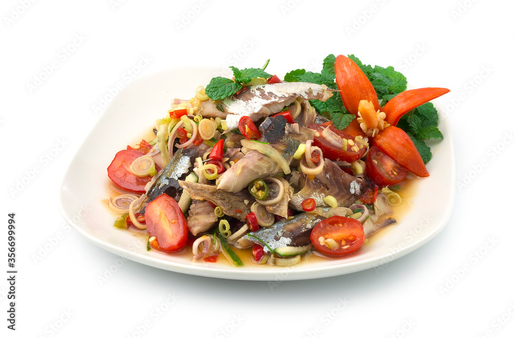 Mackerel Spicy Salad Thai Style Ingredient is tomato