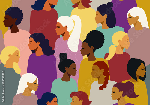 The crowd, a group of girls of different nationalities. 