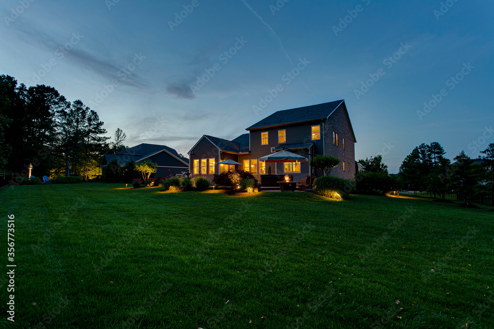 Obraz premium house at sunset