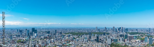 (東京都-風景パノラマ)青空と渋谷から新宿までの風景１