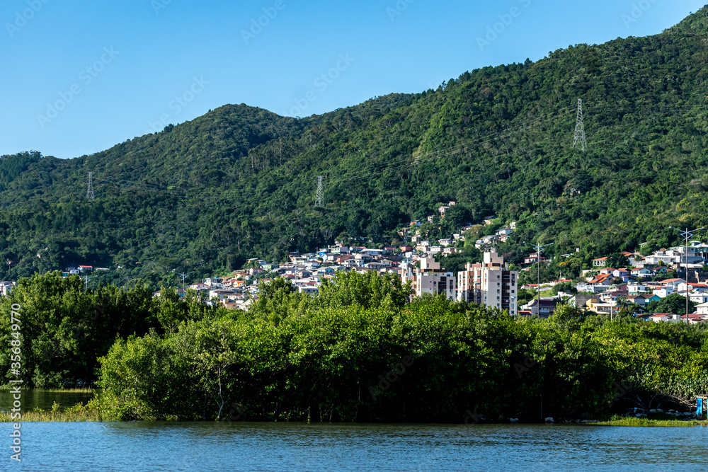 PRAIA COSTEIRA PIRAJUBAE FLORIANOPOLIS SANTACATARINA BRASIL PRAIA COSTEIRA PIRAJUBAE FLORIANOPOLIS SANTACATARINA BRASIL