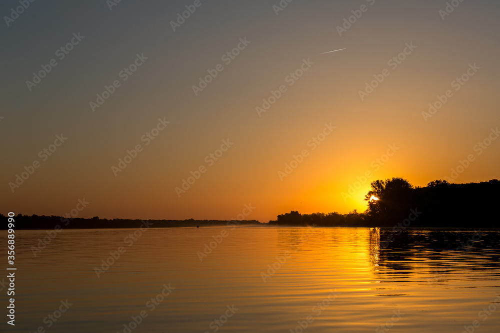 Sonnenaufgang im Donaudelta