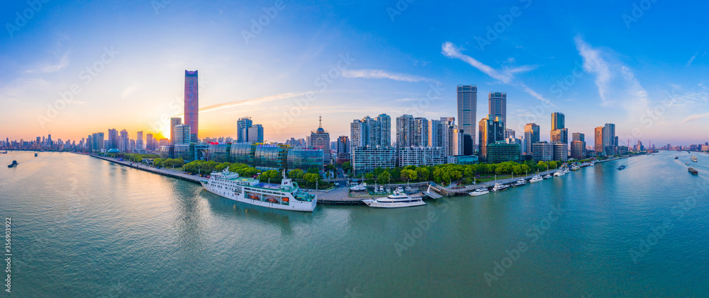 Obraz premium The city scenery of Shanghai, China