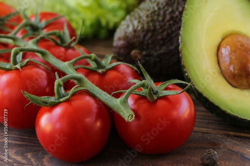 ripe, vibrant and juicy tomatoes