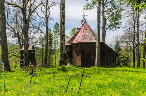 Fototapeta Naklejka Na Ścianę i Meble -  Cerkiew w miejscowości Polana Bieszczady 