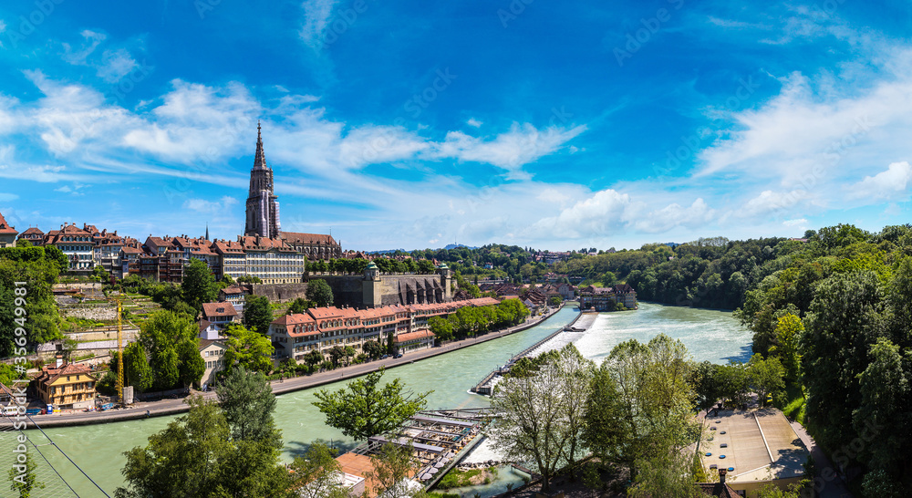 Fototapeta premium Bern and Berner Munster cathedral