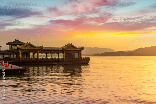 Hangzhou West Lake Garden natural landscape photo