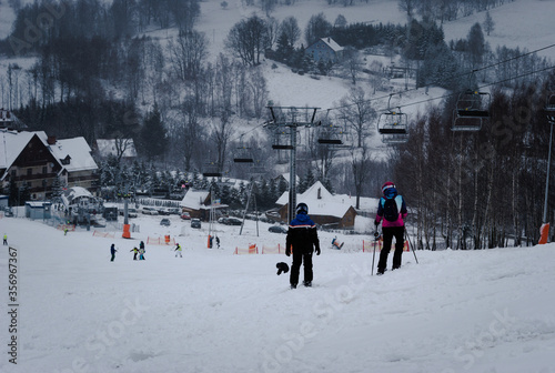 ski slope, skiers, ski lift,