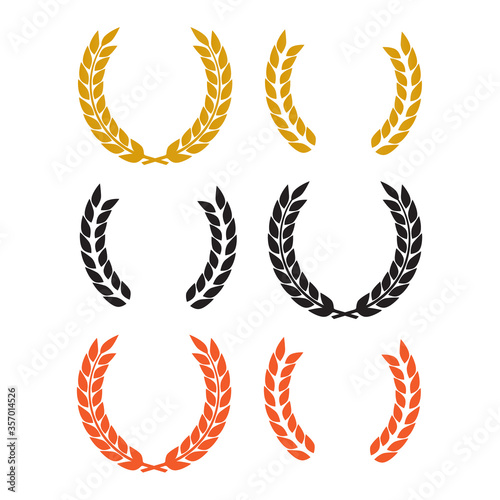 Round laurel and oak heraldry wreaths. Award, achievement, nobility vector design elements isolated