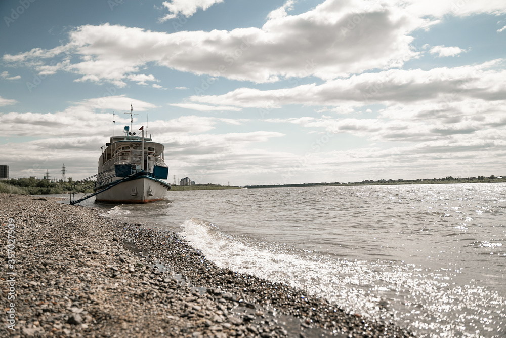 empty ferry moored to the river empty ferry moored to the river