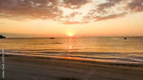 Majestic view of sunrise over the sea © Sanora