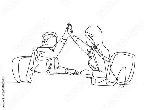 One line drawing of young happy businessman and businesswomen celebrating their successive goal at the business meeting. Business deal concept continuous line draw design vector illustration